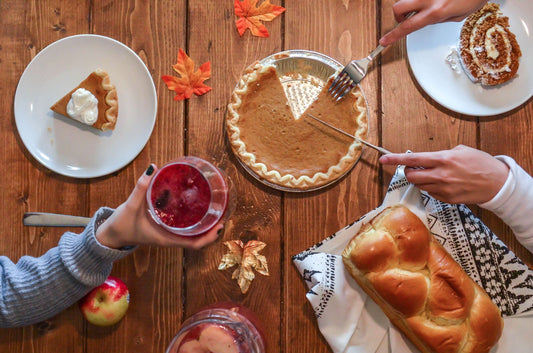 The Thanksgiving Table: Your Guide To Pets And Holiday Table Scraps